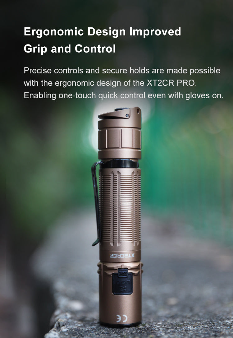 Lampe Torche Tactique KLARUS XT2CR Pro 2100 Lumens LED Rechargeable Et étanche, Noir